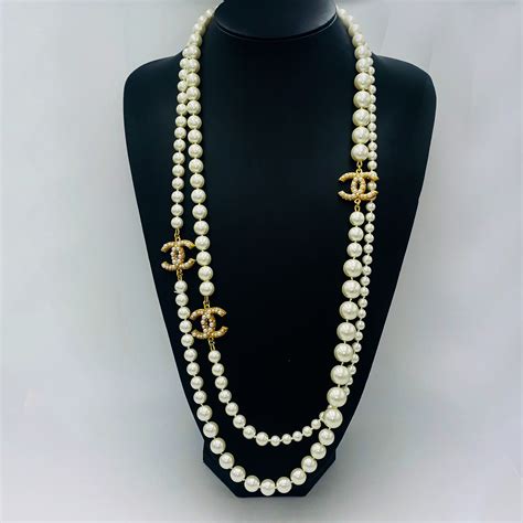 does chanel use real pearls|is chanel jewelry real.